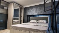 Appartamento con 2 Camere da Letto e Vista Giardino