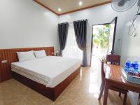King Room with Pool View
