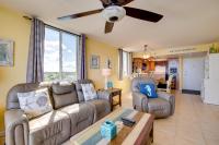 Pool Access Waterfront Hudson Condo! - B&B Hudson