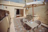 Five Peaks Panorama - B&B El Cairo