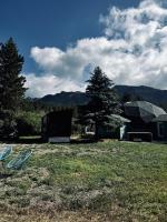 Riverside Tiny Home with Dynamite Views - B&B Bailey