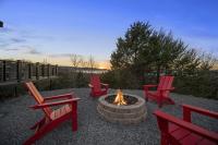 Shadowrock - Luxury Tiny Home with Amazing Views - B&B Yanush