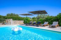 Villa Veromi with private pool in Istria - Bed and Breakfast Orbani