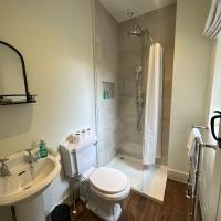 Twin Room with Private Bathroom