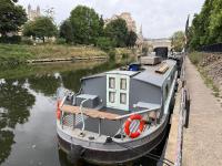 Off-Grid Living on Spacious Widebeam - Chambres d’hôtes Bath