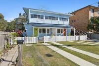 Seabreeze - Macauley's Retro Beachside Vibes - B&B Coffs Harbour