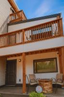 3BR Stylish Retreat, Minutes from Downtown Pittsburgh, Free 3-Car Parking - Ferienwohnung Pittsburgh