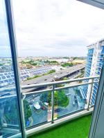 Azure staycation by Deluxe Enclave - Chambres d’hôtes Manille