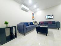 Huge 1 Bed Apartment - Eiffel Facing - Brand New - B&B Lahore