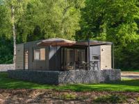 Sauwer Lodge with Hot Tub – 6 Guests - Chambres d’hôtes Fouhren