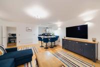 Spacious Modern 2-bed Parking & Wi-Fi & 65"OLED - B&B Bristol