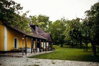 Tusculanum Udvarház - Bed and Breakfast Mindszentkálla