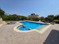Luxury Villa Aurelia - B&B Peyia
