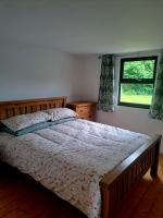 Nomads Cottage and Yurt - B&B Ballynamona