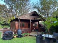 The Chalet @ Giltar Grove Country House - Chambres d’hôtes Tenby