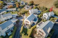 Sun, Space & Privacy in a great Wanaka location! - B&B Wanaka