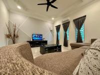 First Curve Ipoh Homestay - B&B