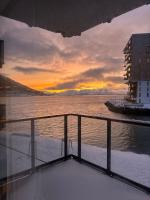 New Aptartment Ocean View Central - B&B Tromsø