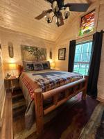 The Dapper Duck Log Cabin - Bed and Breakfast Cosby