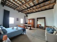 Ossuna Seaview Door - B&B Trapani