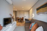 Apto 2qts, Ar Condicionado, Piscina, Churrasqueira, Finamente Mobiliado e Decorado - B&B Curitiba