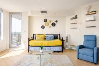 DTSS LuxePad 2BED 2BATH Washington DC Balcony Views, Gym, Pool, Free Parking - Chambres d’hôtes Silver Spring