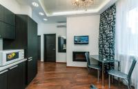 Deluxe Vip Jaccuzy Fireplace Two-Bedroom Apartment - Lesi Ukrainky 4