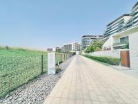 Bright 2BR Pool, Yas View & Direct Beach Access - B&B Abu Dhabi