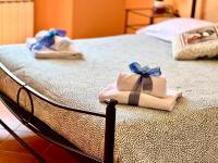 Charming Florence Apartment in Historic Building No Elevator - B&B Firenze