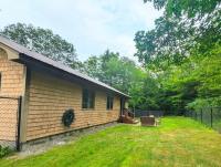 Rustic 3 bedroom Cottage in The Western Maine Mountains - B&B Waterford Flat