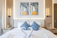 Two-Bedroom Apartment with Burj Khalifa view