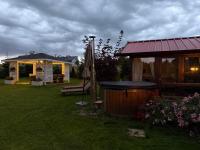Krecia Dolina - Kaszubskie Wzgórza - Bed and Breakfast Barkocin
