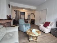 Large 1st floor apartment, Schaerbeek, Brussels - B&B Bruxelles