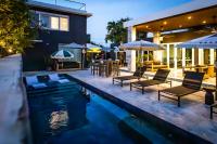 Los Vanderbilt 2 Queens Pool ResortVibe Near Beach - B&B San Juan