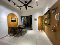 Astetica Be treated like Kings and Queens - B&B Serdang