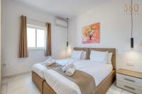 Appartamento con 2 Camere da Letto, Balcone e Vista mare