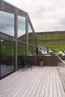 Hotel Vík - 3 BR Wellness Townhouses with Sauna, Jacuzzi & Panoramic Views - B&B Haldarsvík
