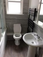 101 - Room 2 - Uplands - B&B Sketty