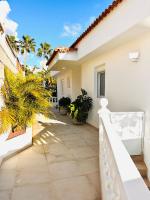 Villa Margarita ocean view and private heated pool - B&B Adeje