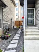 Basement Suite in Desrochers SW - Ferienwohnung Edmonton