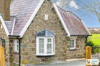 Katie's Cottage & Hot Tub - Snowdon 20mins drive - B&B Caernarfon