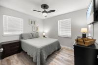 Newly Designed Ranch House | Backyard & BBQ Grill - Chambres d'hôtes Pensacola