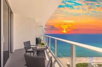 Insane Ocean View Balcony - Beachfront Condo - Pool - B&B Hollywood