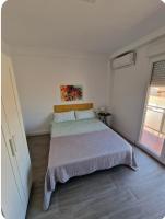 Habitacion con balcon Alfarooms - Ferienwohnung Albacete