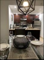 Quiet & Cozy Ski-In Out, Hot tub, pool - B&B Whistler