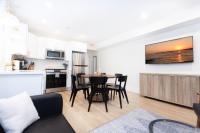 Beautiful remodeled 3 bdr condo 200 ft from beach - B&B Wildwood