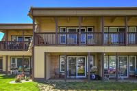 Tahoe Keys Townie - HOA Beach, Pool & More! - B&B South Lake Tahoe