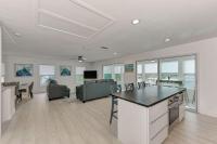 Surf's Up - Bed and Breakfast Siesta Key