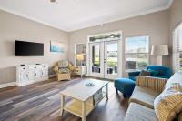 Seascape Lakefront Villas 405 - B&B