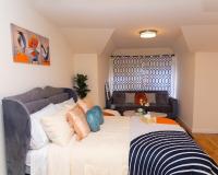 Luxury Vibes ,Cozy Location - B&B East Orange
